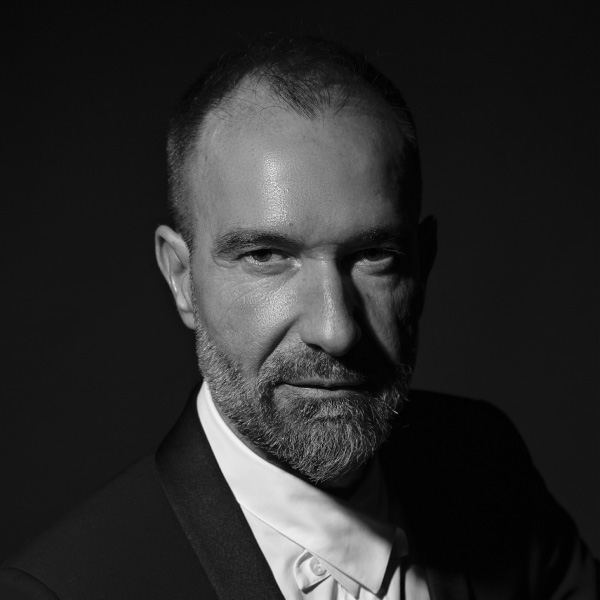 ELOY MARTINEZ DE LA PERA CELADA