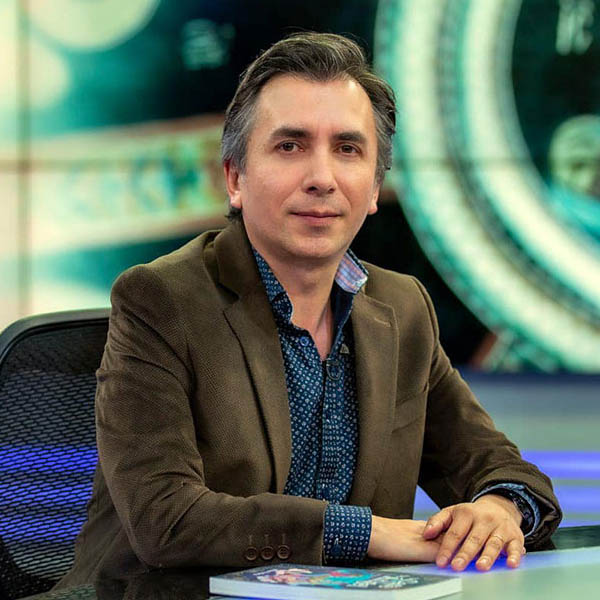 JULIAN VALLEJO